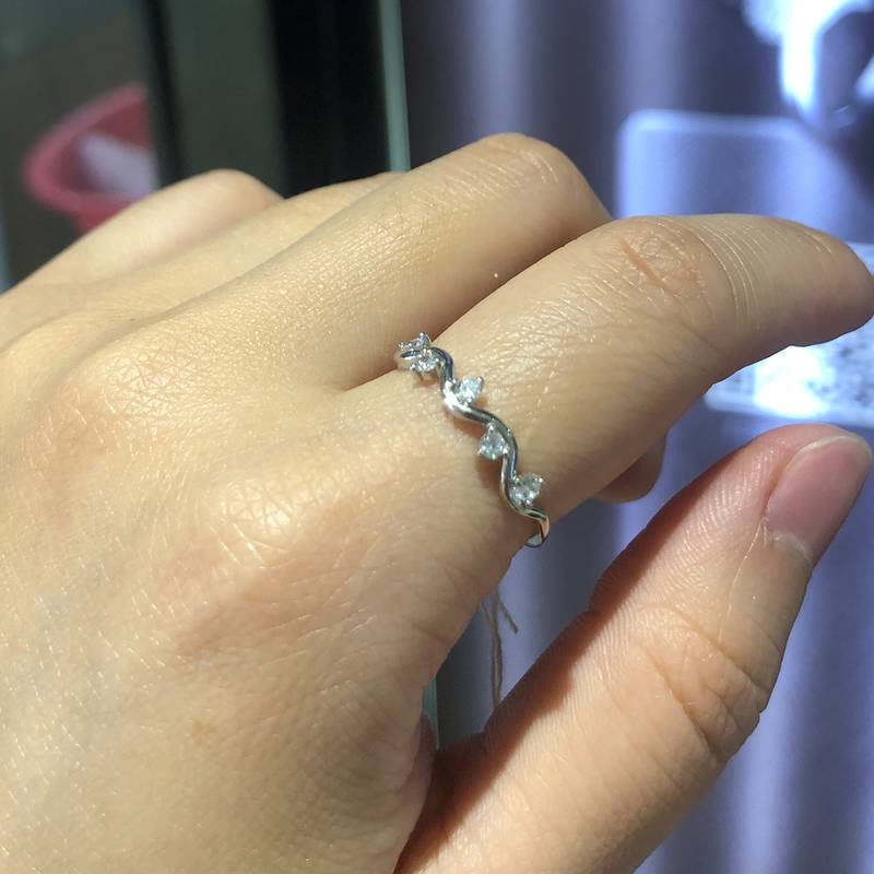 简约Women's RingS925银镀白金定制选款副石Moissanite0.15ct